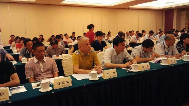 ͼ3���й�ʮ�����ֶĲ�����ַ��ҵ�г��ܼ����£���������������λ�