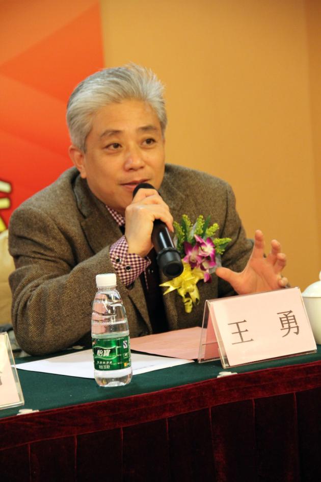 ͼ6����ҵ�г��ܼ��������־ۻ�