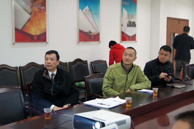 ͼ6��ԢĿ�õ�Ƭ��ͬʱ�����������й�ʮ�����ֶĲ�����ַ�¹�ש���ܼܲ��꣨��һ���������ֻ�����ר����װ��Ч���Ĳ������